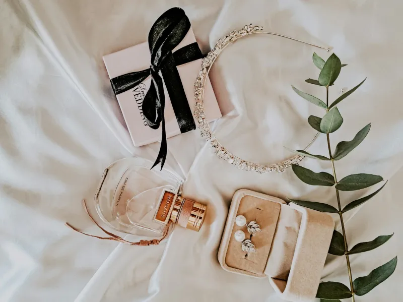 When Department Stores Invented Romance: The Returns Problem That Built America's Wedding Machine